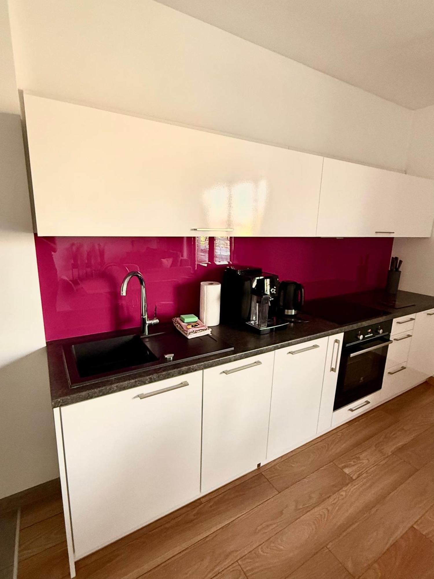 Apartament Studio Platan Svinoústí Exteriér fotografie